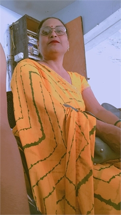 Seema gupta - Part time Baby Sitter in Uttar Pradesh in Agra