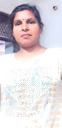 Seema  shriwastav - Full time Cook and Baby Sitter in Jhansi in Jhansi