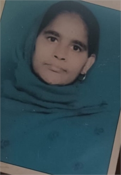 Shabana Ansari - Part time Cleaner in Nardan Basti in Delhi