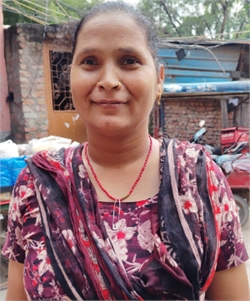 Shakila Khatoon - Part time Cleaner and Baby Sitter in Karkardooma in Delhi