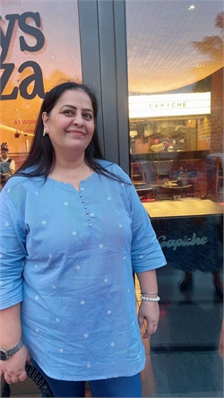 SHALU  BHUTANI - Part time Cook in Piplod, Surat, Gujarat in Surat
