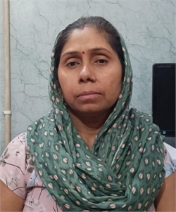Shanti Devi - Part time Cleaner and Cook in Shiv Vihar in Delhi