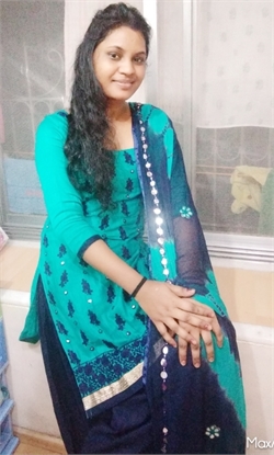Shashi Toppo - Full time Cleaner and Baby Sitter in Cuff Parade in Mumbai