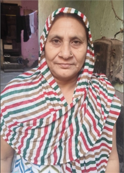 Sheela - Part time Cleaner and Baby Sitter in Shabad Dairy in Delhi