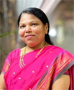 Shraddha Anil Khedekar - Part time Cleaner and Cook in Dharavi in Mumbai