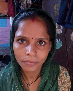 Soni - Part time Cleaner and Cook and Baby Sitter in Daya basti in Delhi