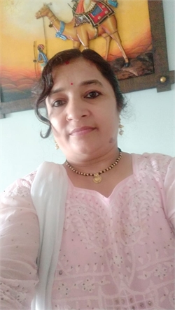 Sulochna Savle - Full time Baby Sitter in dr ambedkar nagar Indore in Indore