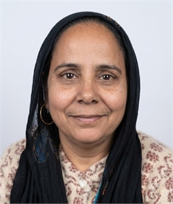 Suman Yadav - Part time Cleaner and Cook and Patient Care and Elderly Care in Sector 73 in Noida