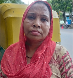 Sunita - Part time Cook and Baby Sitter in Dakshinpuri in Delhi