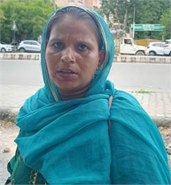 Sunita - Part time Cleaner and Cook in Rangpuri in Delhi
