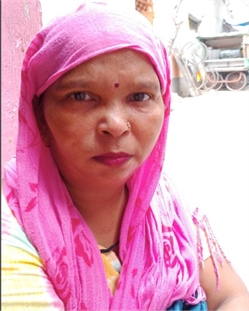 Sunita Devi - Part time Cleaner and Baby Sitter in Sunder Nagri in Delhi