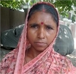 Sunita devi - Part time Cleaner and Cook in Dakshin puri in Delhi