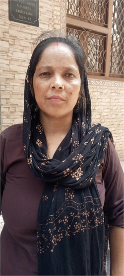 Sunita Devi - Part time Cleaner and Baby Sitter in Shahdara in Delhi