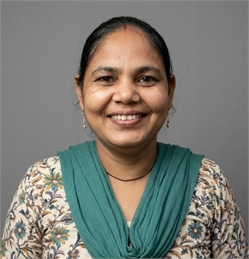 Sunita Rawat - Part time Cook in Outram Line in Delhi