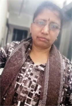 Sushma - Part time Baby Sitter in Girgaon in Mumbai