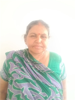 Tanu Devi - Part time Cleaner and Baby Sitter in Lal Bungalow in Kanpur
