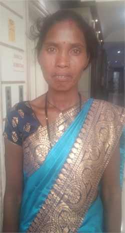 Ulaso Bai - Full time Cleaner in Malad West in Mumbai