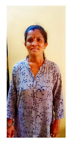 Uma Aapte - Part time Cleaner and Cook and Patient Care and Elderly Care and Baby Sitter in Goregaon East in Mumbai