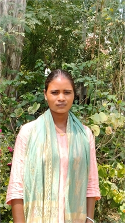 Urmila Devi - Full time Cleaner in Kotla Mubarak Pur Uday Chand Marg in Delhi