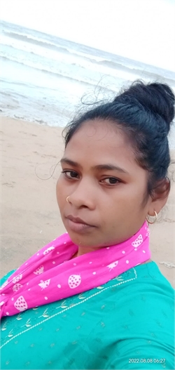 Urmila Devi - Part time Cleaner and Cook and Patient Care and Elderly Care in Khar West in Mumbai