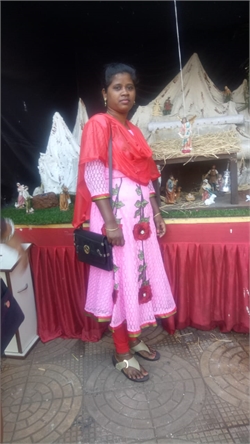 Urmila lakda - Full time Cleaner and Cook and Baby Sitter in Nepean Sea Road in Mumbai