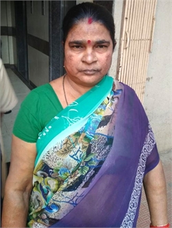 Usha Chaudhri - Part time Cleaner and Baby Sitter in Dahisar East in Mumbai