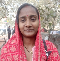 Usha Devi - Part time Cleaner in Anand Vihar in Delhi
