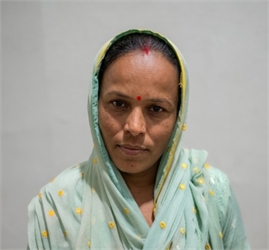 Usha Devi - Part time Cleaner and Cook and Baby Sitter in Shyam Vihar Phase 2 in Delhi