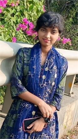 Varsha hadake