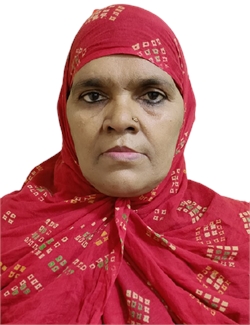 Yasamin Salmani - Part time Cleaner and Cook and Baby Sitter in Trombay in Mumbai