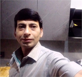 Yogesh Bhatt - Full time Cleaner and Cook and Patient Care and Elderly Care in Vile parle juhu in Mumbai